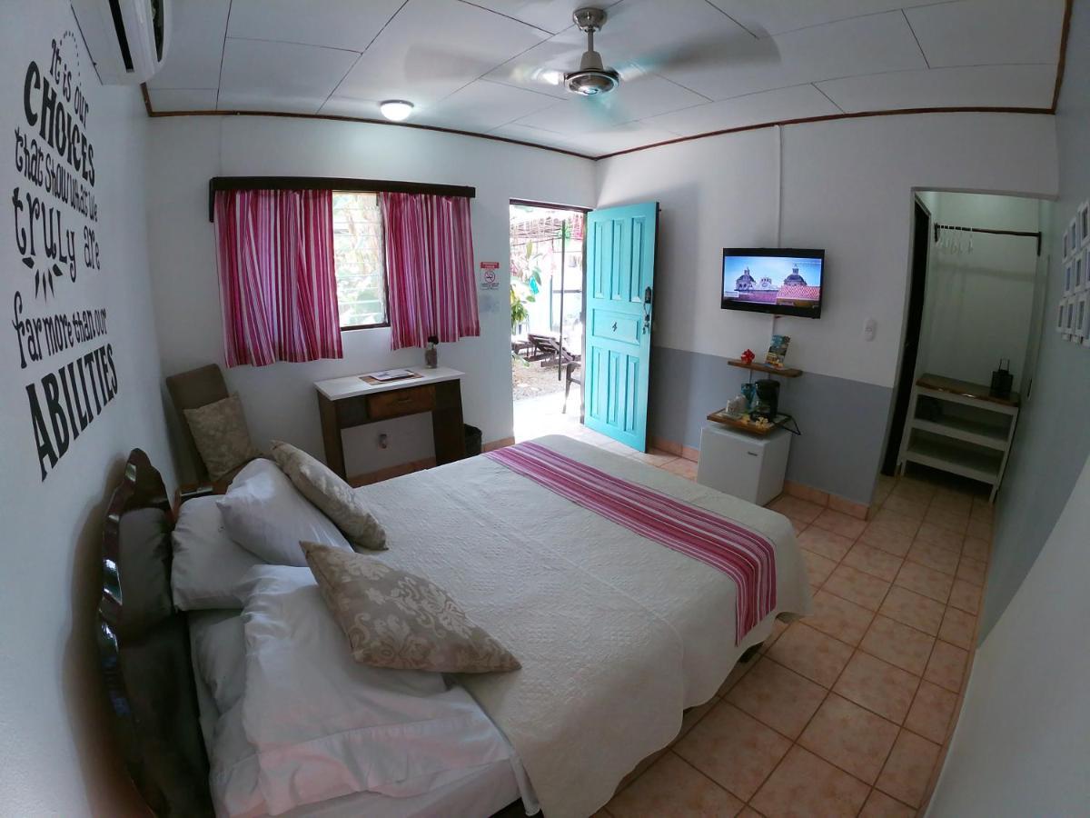 Hotel Perico Azul & Surf Camp ハコ エクステリア 写真